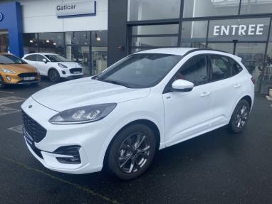 Voir le détail de l'offre de cette FORD Kuga 2.5 Duratec 190ch FHEV E85 ST-Line BVA de 2023 en vente à partir de 33 399 € 