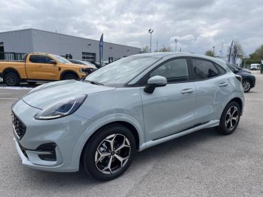 Voir le détail de l'offre de cette FORD Puma 1.0 EcoBoost Hybrid 125ch ST Line S&S Powershift de 2025 en vente à partir de 255.19 €  / mois