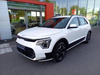 Voir le détail de l'offre de cette KIA Niro EV 204ch Active de 2023 en vente à partir de 499.98 €  / mois