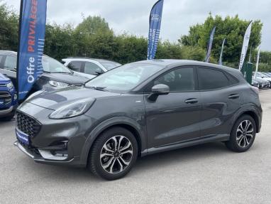 Voir le détail de l'offre de cette FORD Puma 1.0 Flexifuel 125ch S&S mHEV ST-Line de 2023 en vente à partir de 239.5 €  / mois