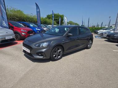 Voir le détail de l'offre de cette FORD Focus 1.0 EcoBoost 125ch ST-Line de 2020 en vente à partir de 216.69 €  / mois