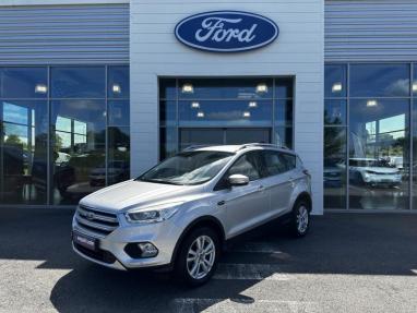 Voir le détail de l'offre de cette FORD Kuga 1.5 TDCi 120ch Stop&Start Trend Business 4x2 de 2019 en vente à partir de 15 499 €