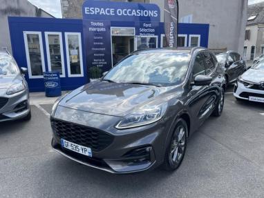 Voir le détail de l'offre de cette FORD Kuga 2.5 Duratec 190ch FHEV E85 ST-Line BVA de 2022 en vente à partir de 270.12 €  / mois