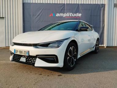 Voir le détail de l'offre de cette KIA EV6 229ch GT-Line 2WD de 2023 en vente à partir de 423.8 €  / mois