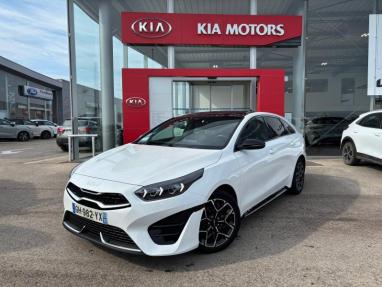 Voir le détail de l'offre de cette KIA ProCeed 1.5 T-GDI 160ch GT Line Premium DCT7 de 2022 en vente à partir de 300.5 €  / mois