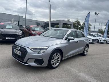 Voir le détail de l'offre de cette AUDI A3 Sportback 35 TFSI 150ch Mild Hybrid Business Executive S tronic 7 de 2023 en vente à partir de 262.14 €  / mois