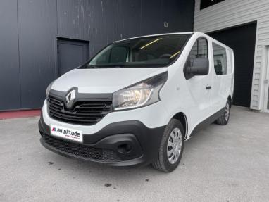 Voir le détail de l'offre de cette RENAULT Trafic Fg L1H1 1000 1.6 dCi 120ch Cabine Approfondie Grand Confort 6 places de 2018 en vente à partir de 20 499 € 