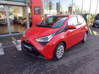 Voir le détail de l'offre de cette TOYOTA Aygo 1.0 VVT-i 72ch x-play x-app 5p MC18 de 2019 en vente à partir de 136.88 €  / mois