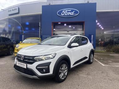 Voir le détail de l'offre de cette DACIA Sandero 1.0 TCe 90ch Stepway Confort -22 de 2022 en vente à partir de 154.13 €  / mois